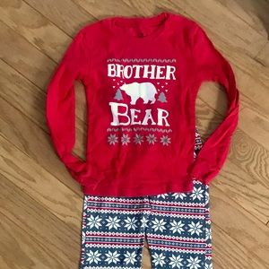 🎁3/$15 “BROTHER BEAR” CHRISTMAS PJS SIZE 10